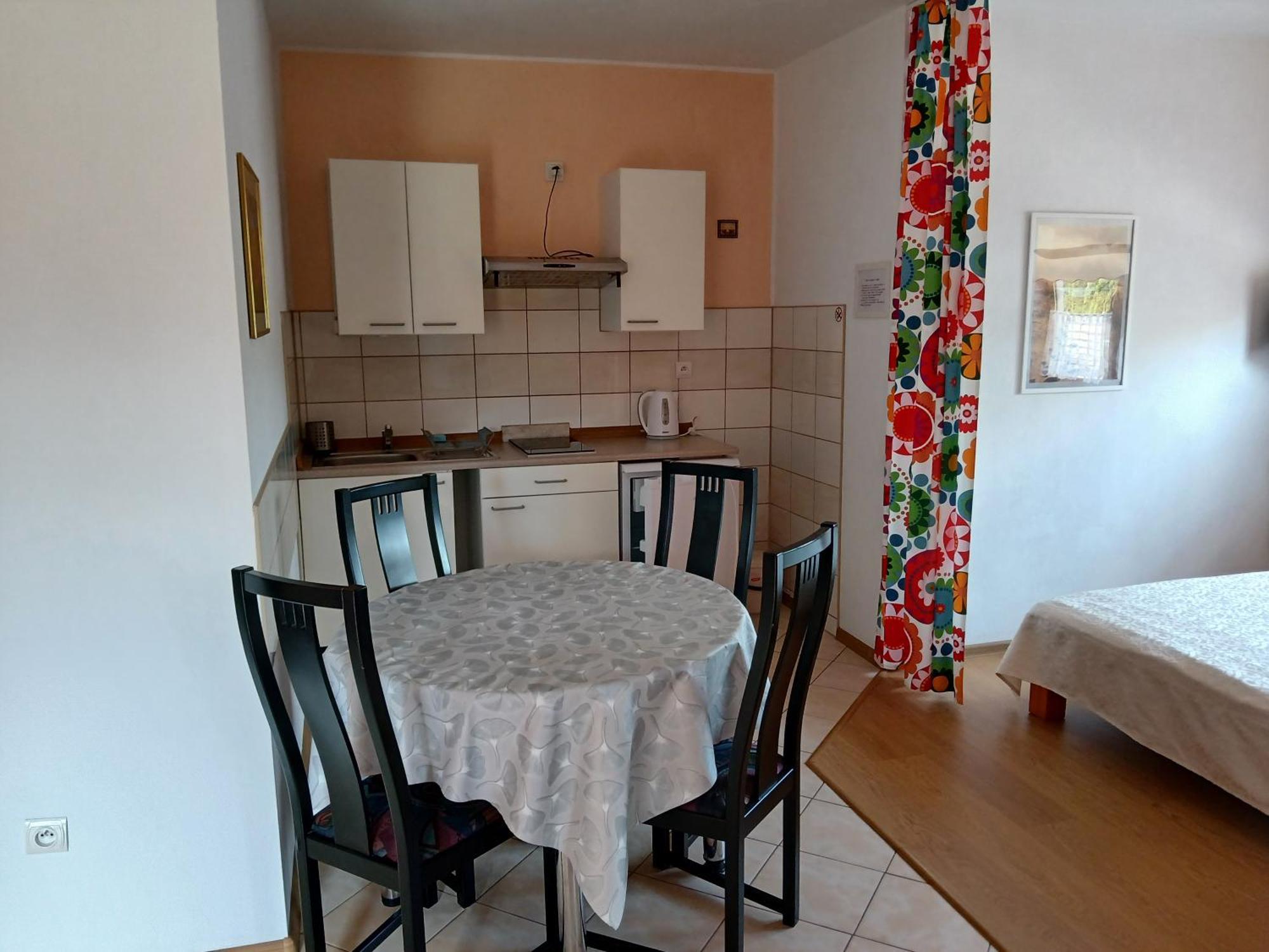 Apartamenty Jakob Реваль Екстер'єр фото